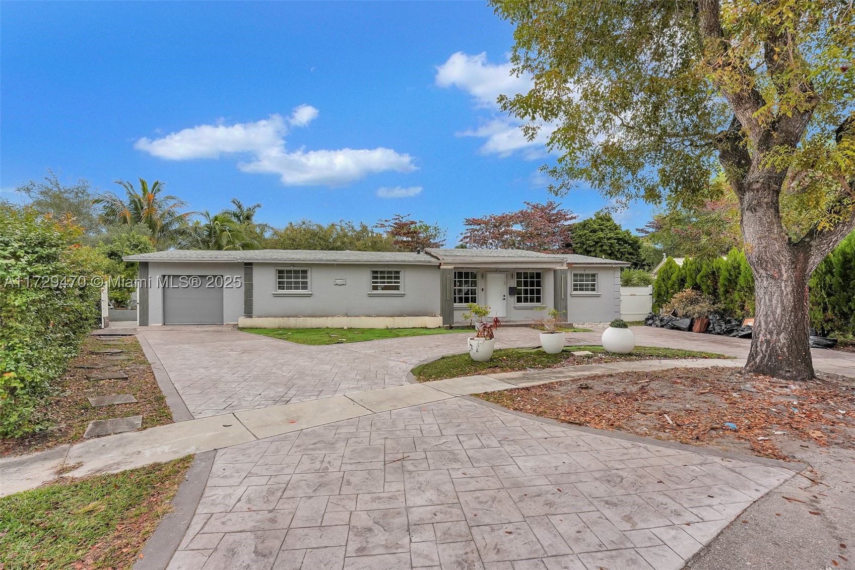 North Miami Beach photo 1
