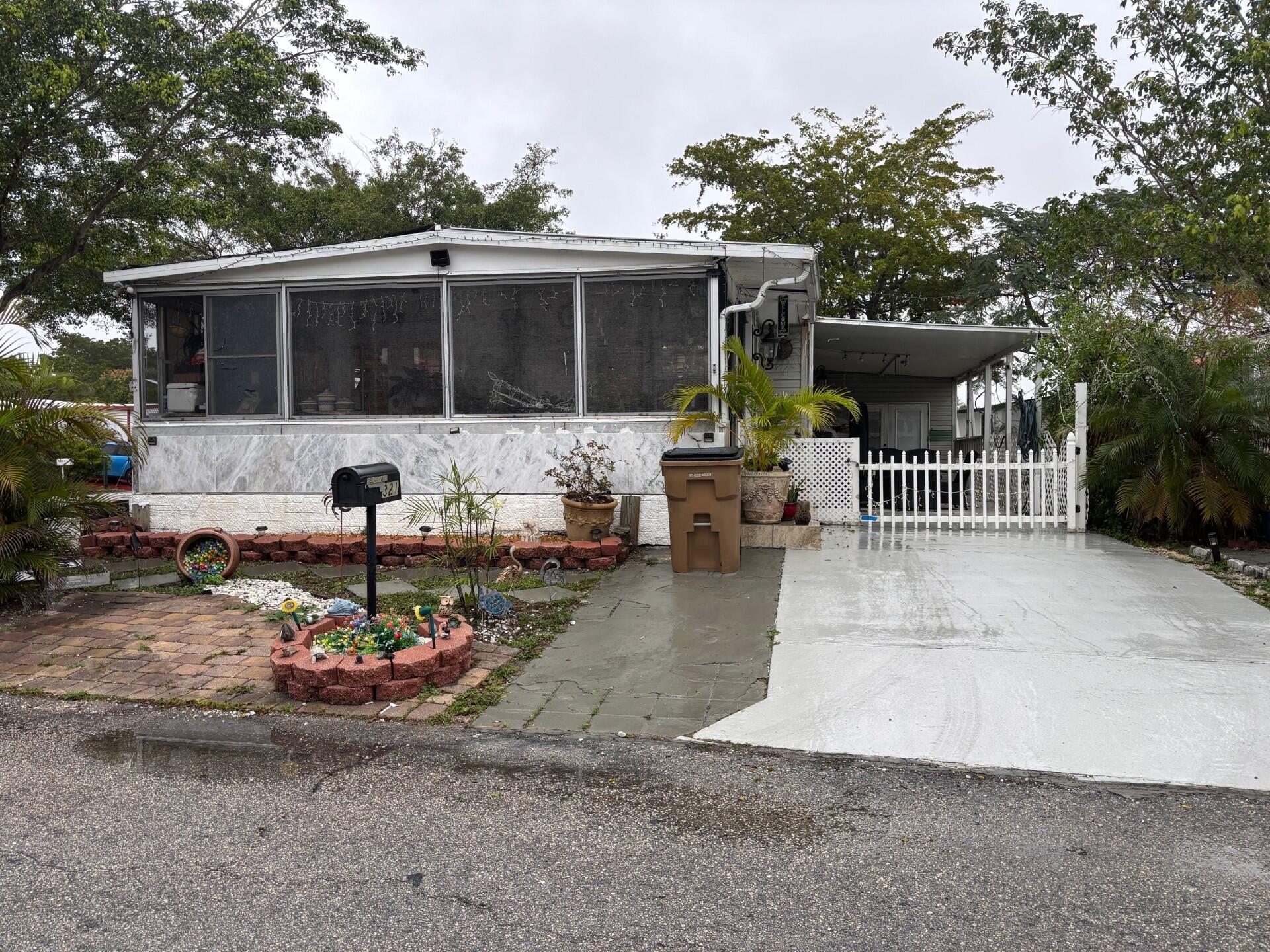 Pompano Beach photo 2