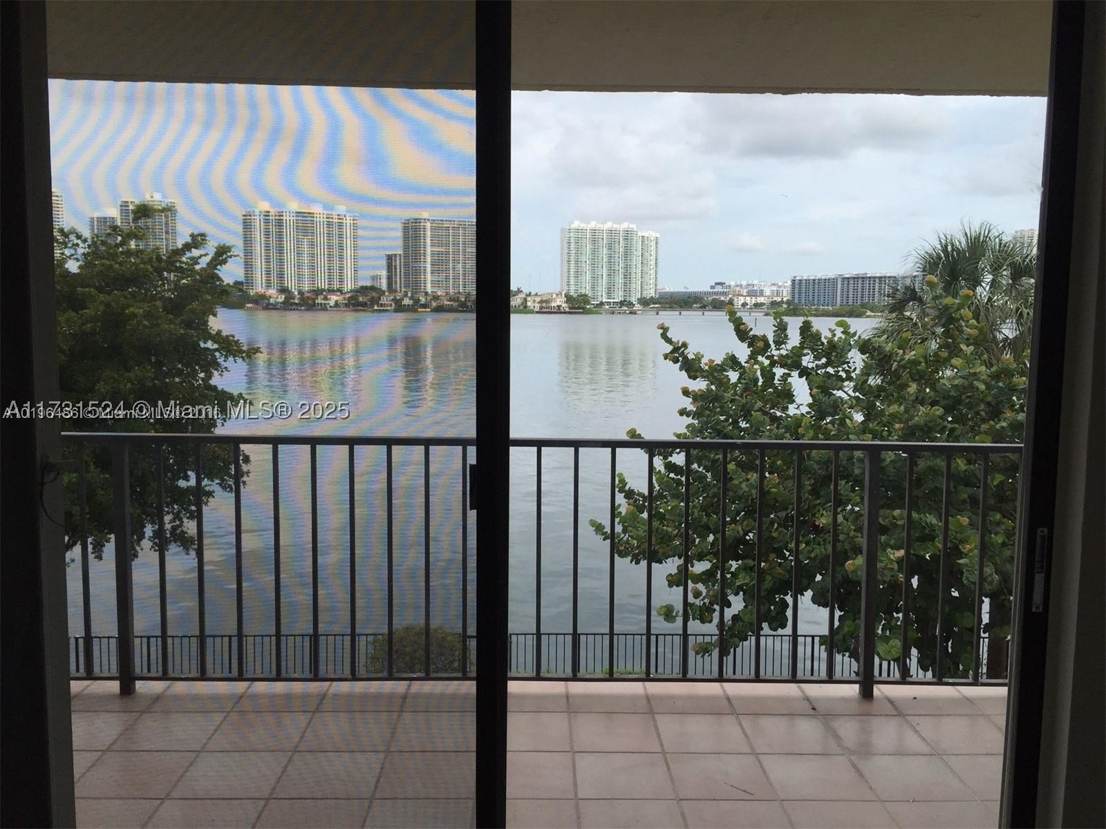 Sunny Isles Beach photo 2