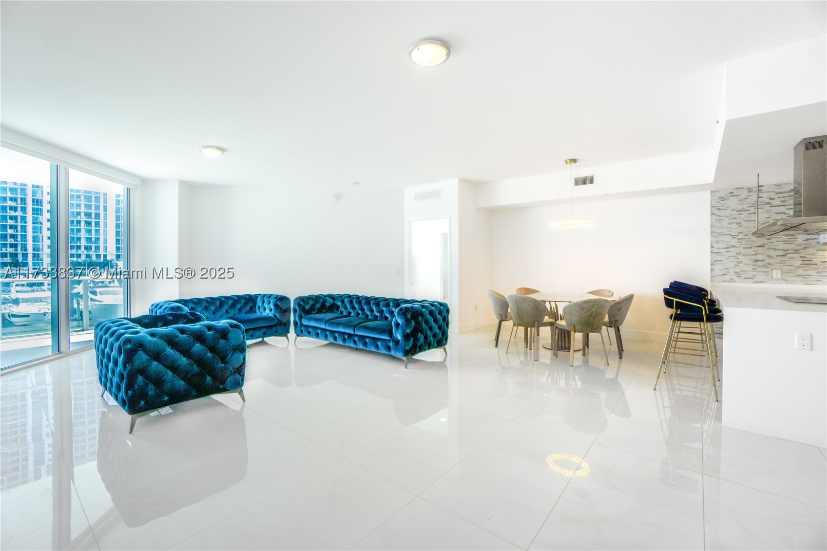 North Miami Beach photo 5