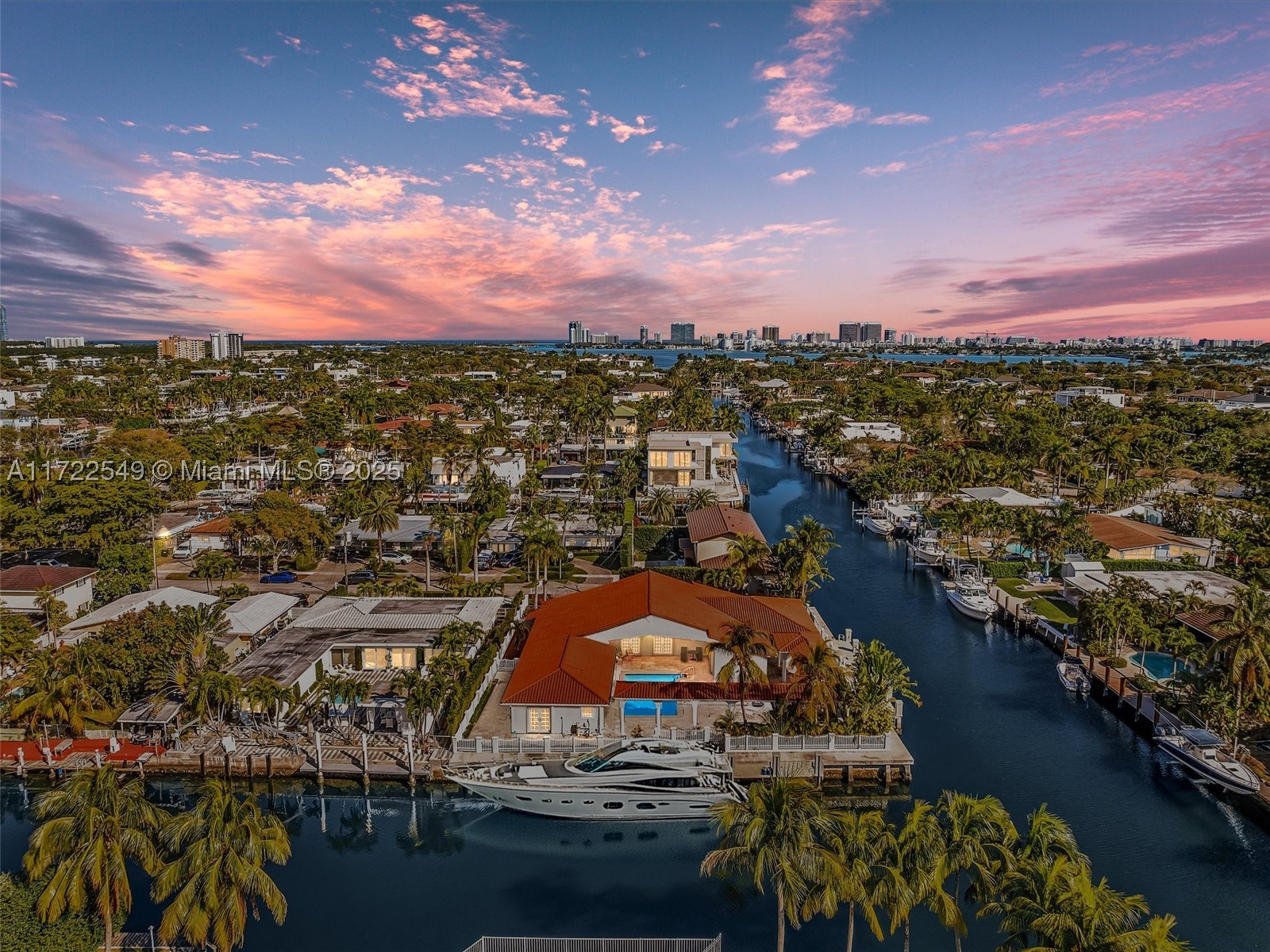 North Miami photo 2