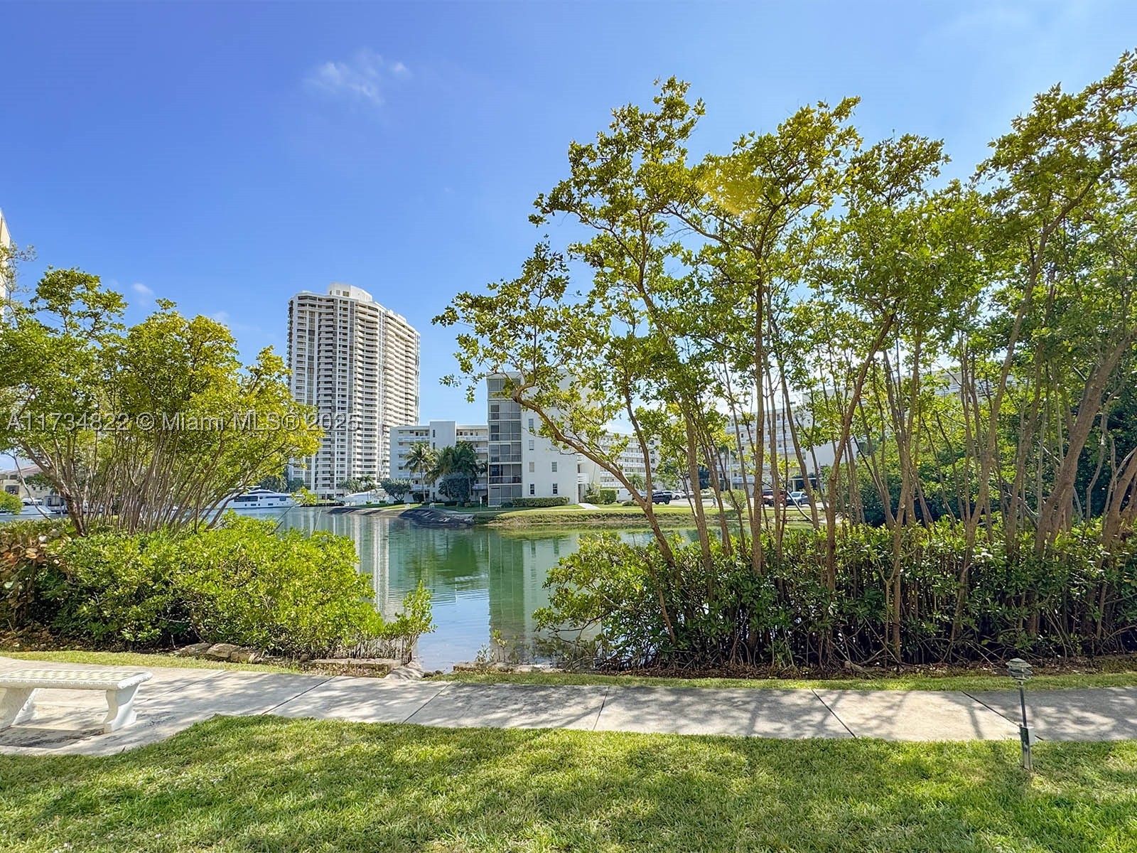 Aventura photo 1