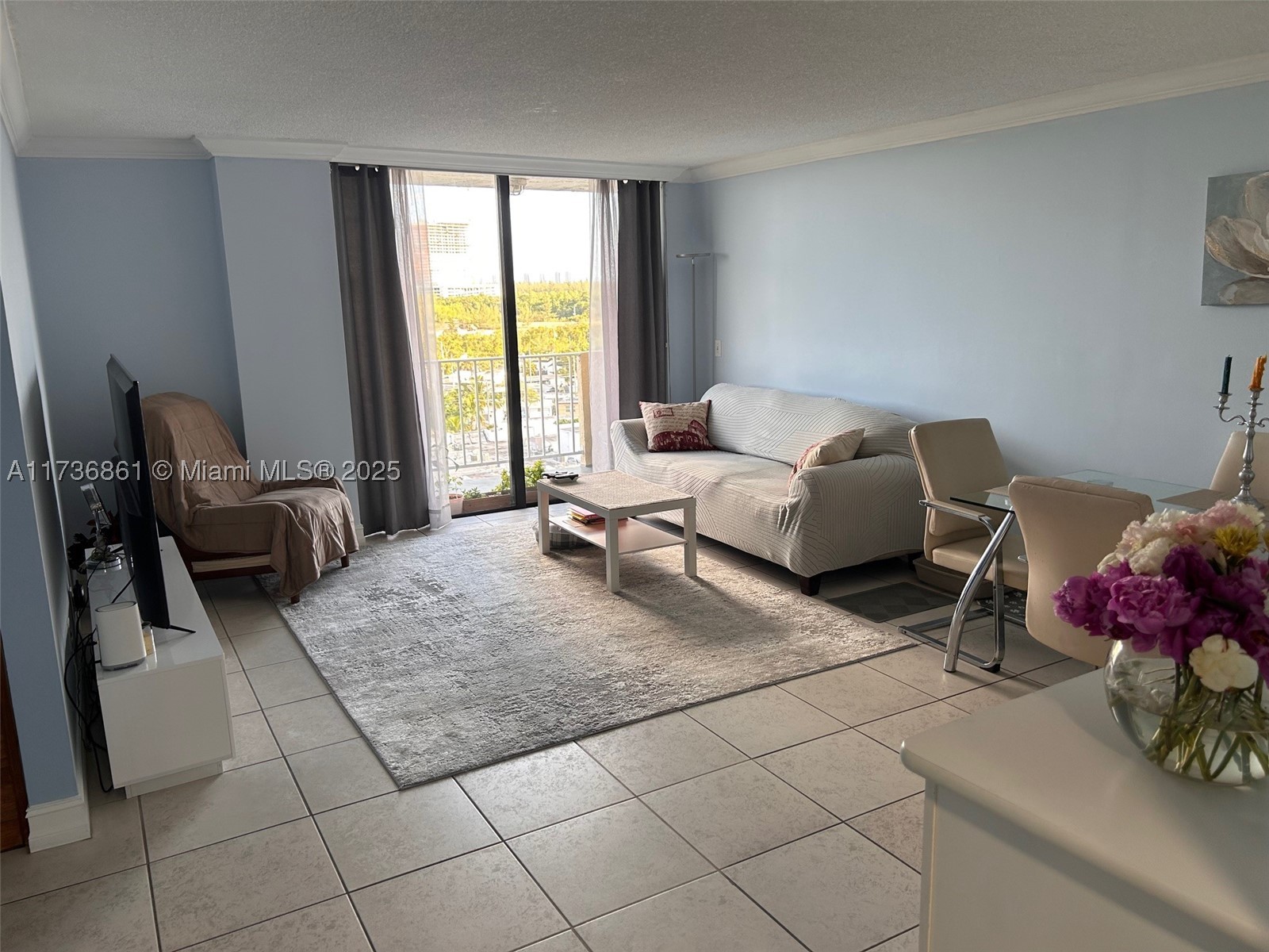 North Miami photo 2