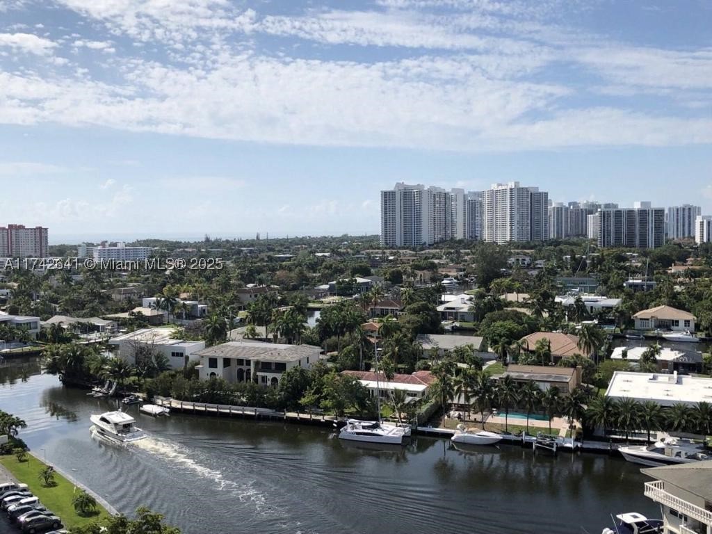 Hallandale Beach photo 2