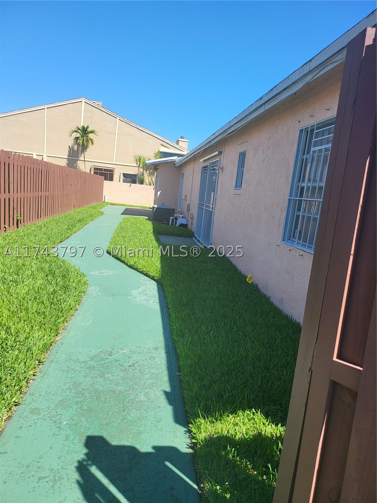 Hialeah photo 2