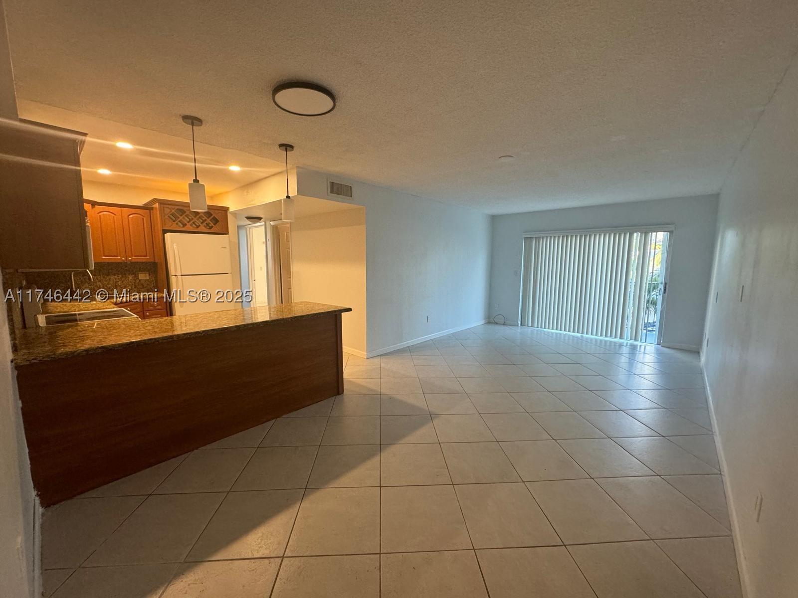 North Miami Beach photo 1