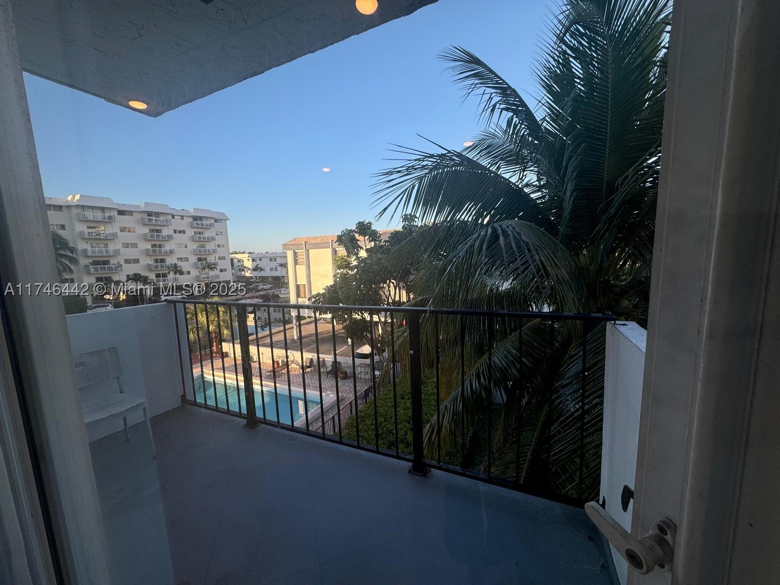 North Miami Beach photo 5