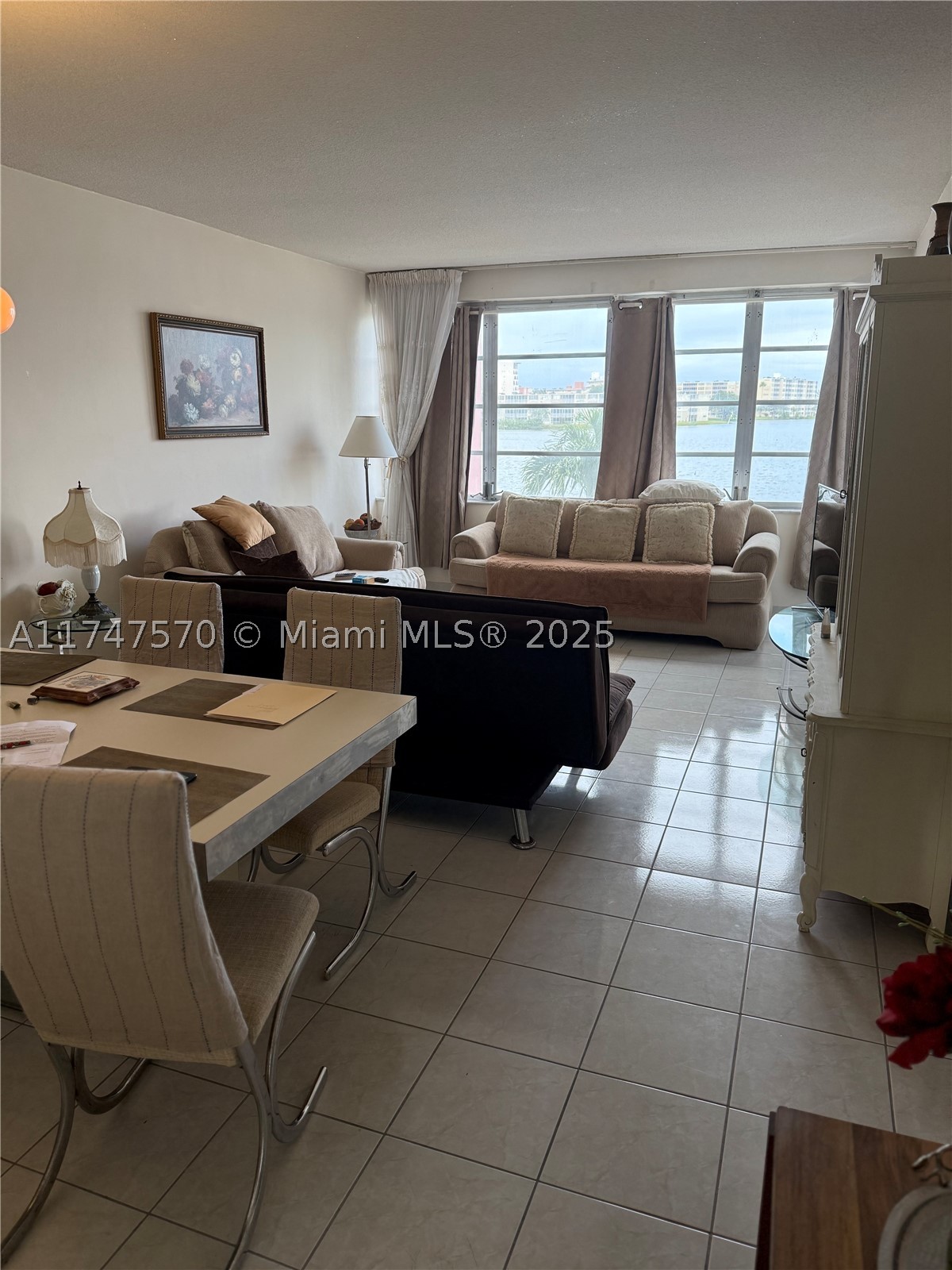 Miami photo 1