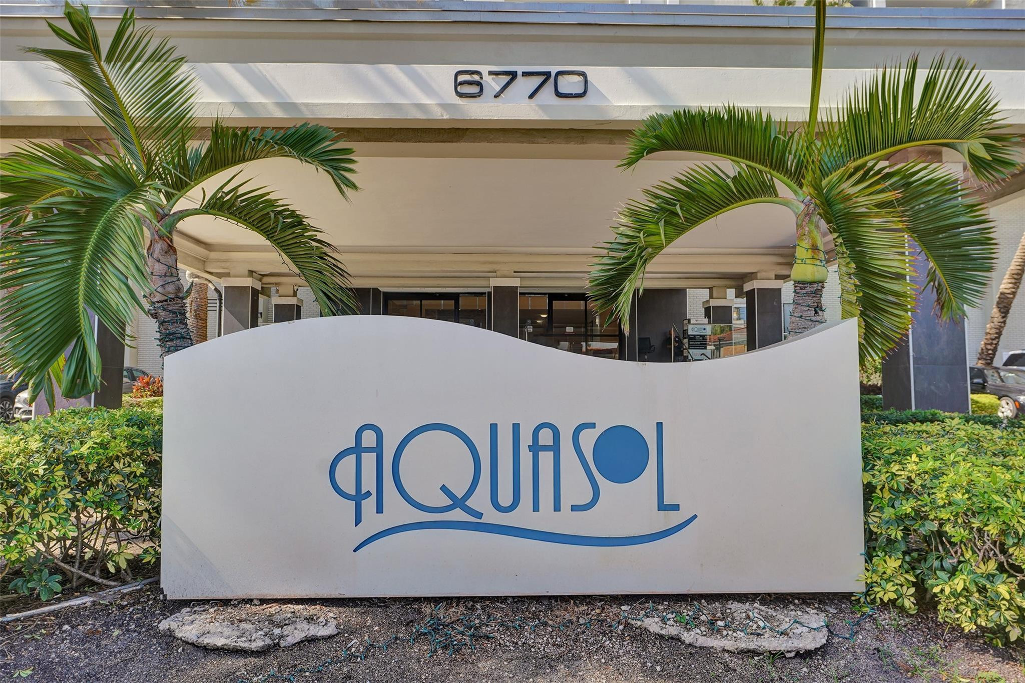 Miami Beach photo 2