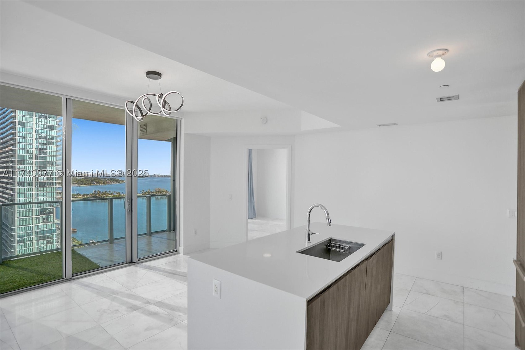 Miami photo 1