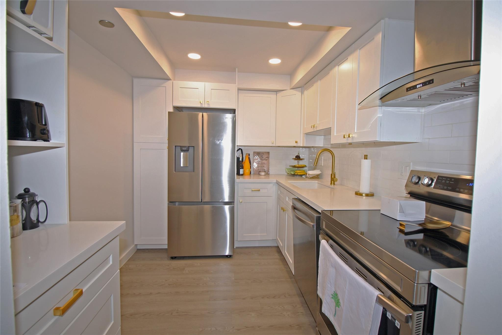 Pembroke Pines photo 1