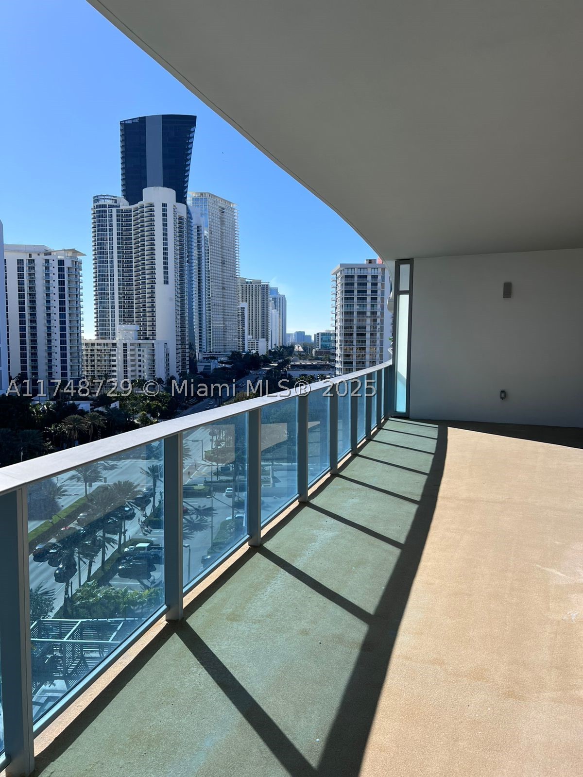 Sunny Isles Beach photo 2