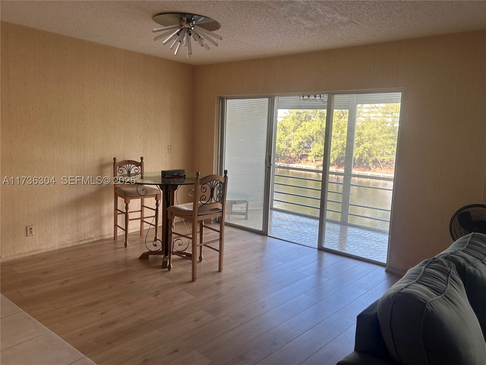 Hallandale Beach photo 4