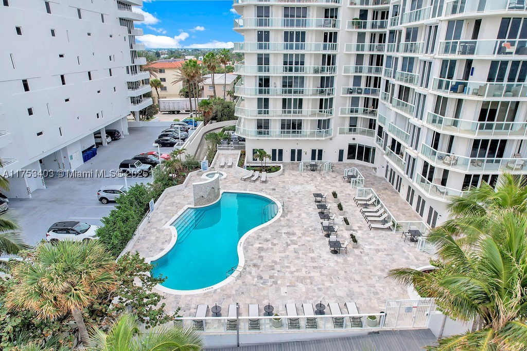 Surfside photo 3