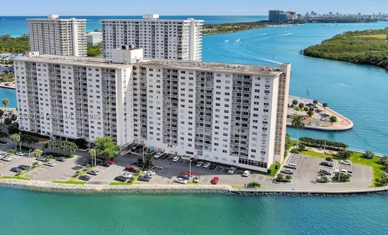 Sunny Isles Beach photo 2
