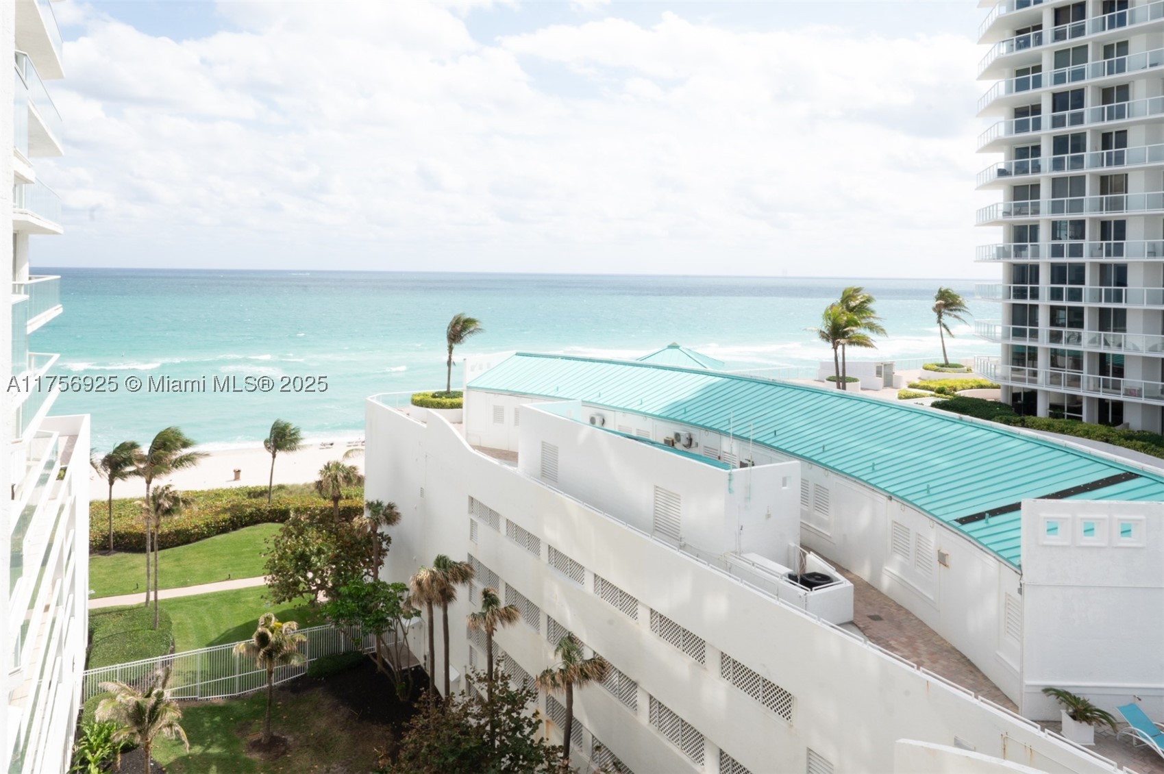Sunny Isles Beach photo 1