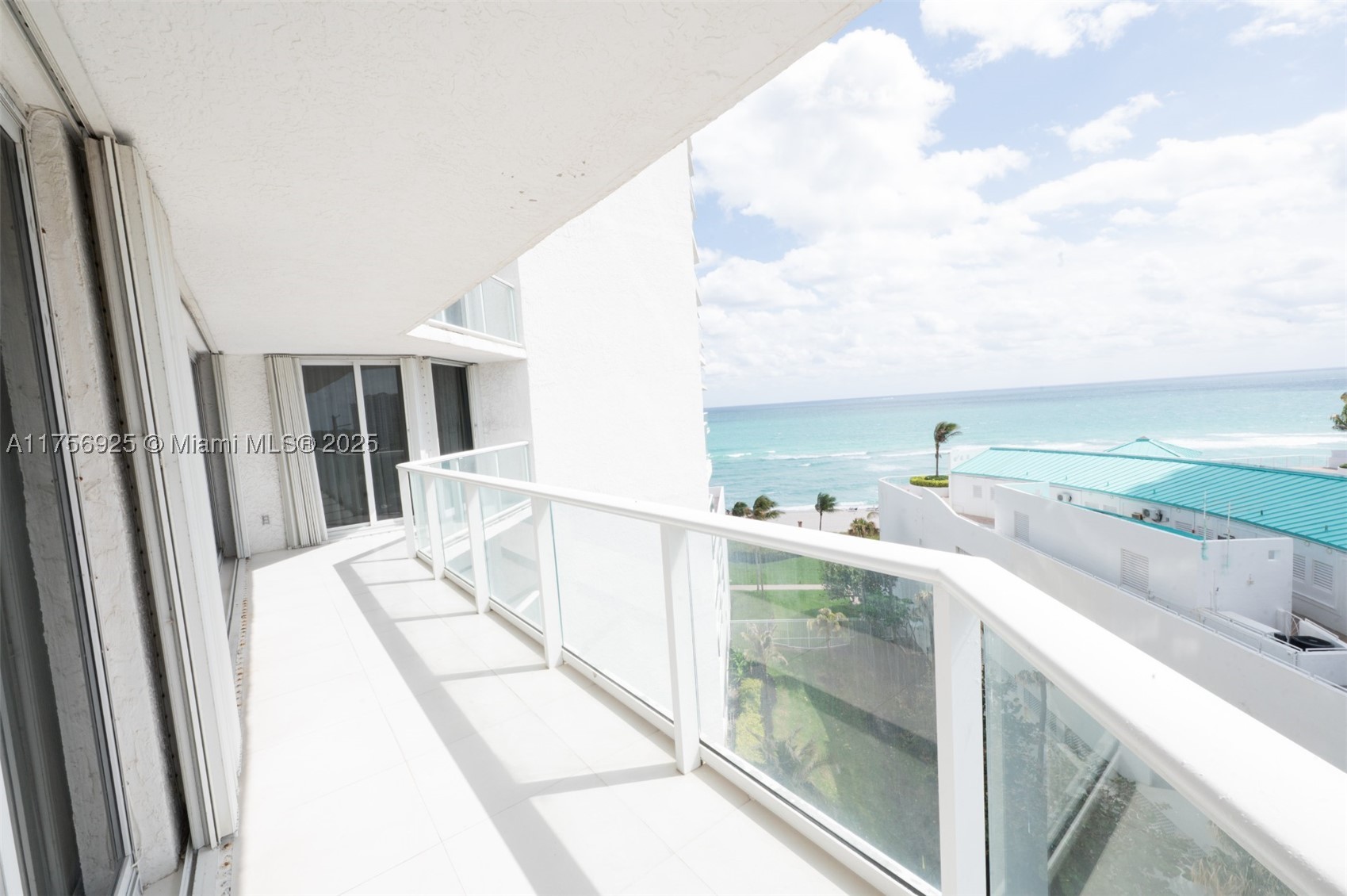Sunny Isles Beach photo 3