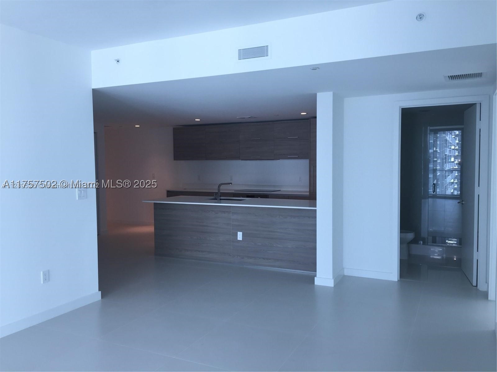 Miami photo 3