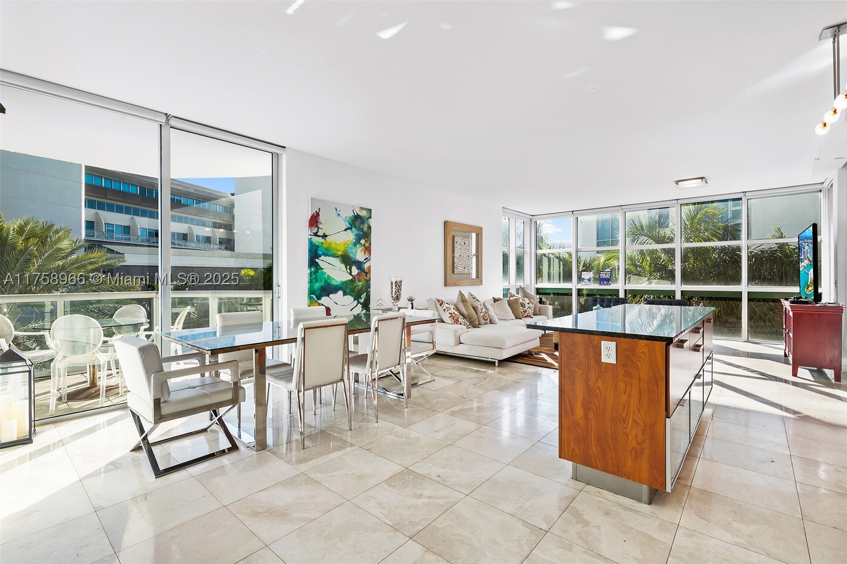 Aventura photo 2