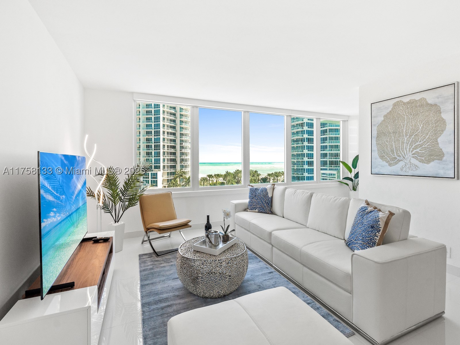 Miami Beach photo 1