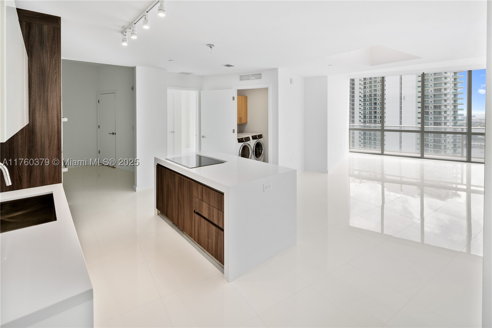 Miami photo 1