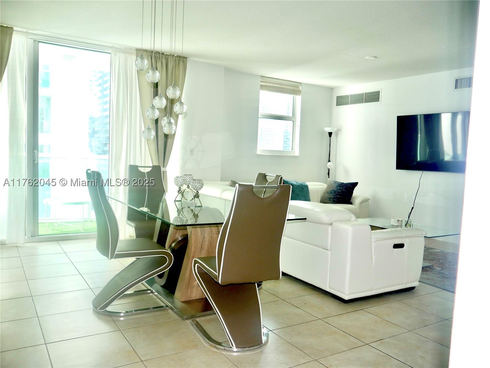 Miami photo 1