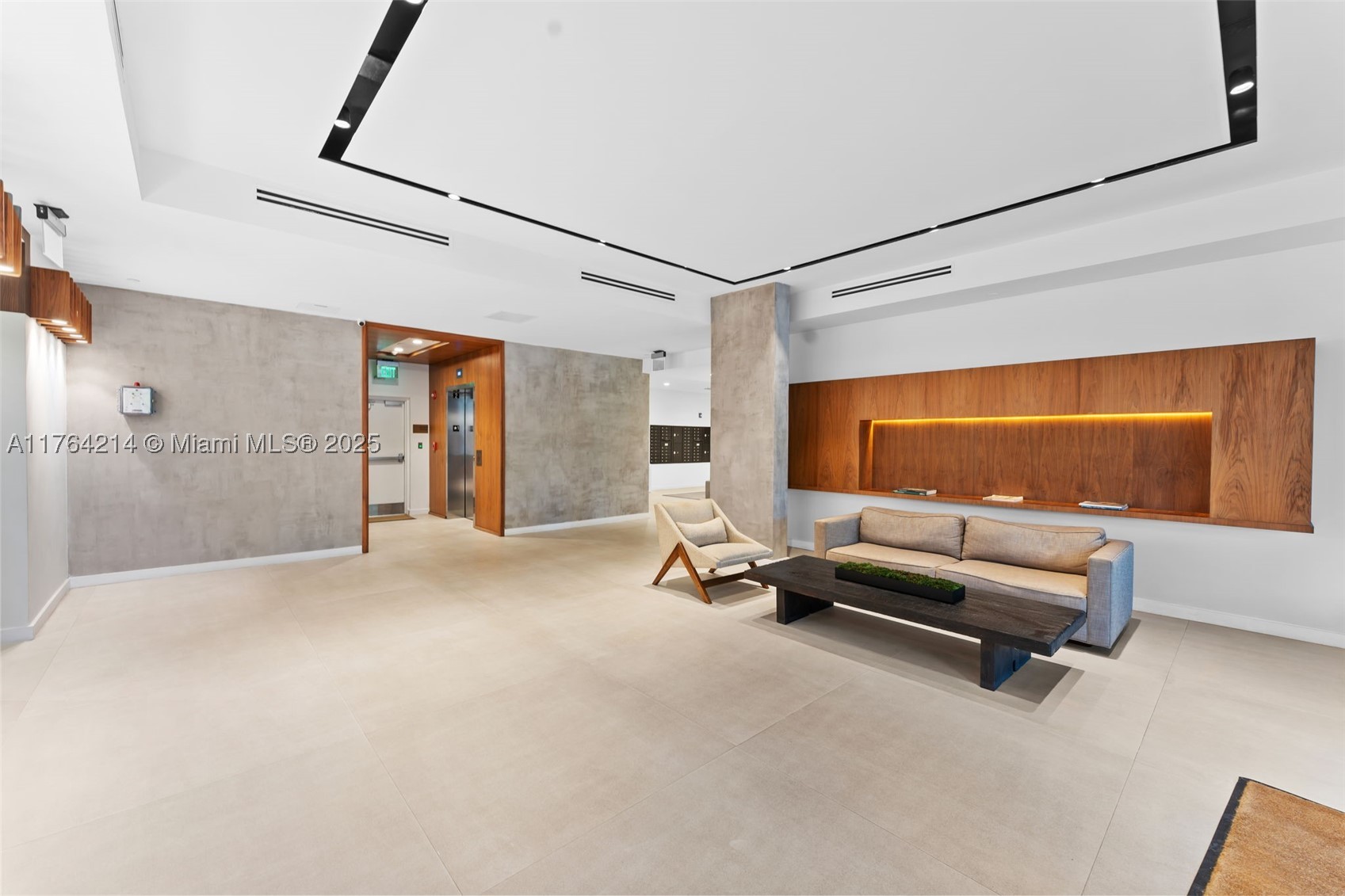 North Miami Beach photo 4