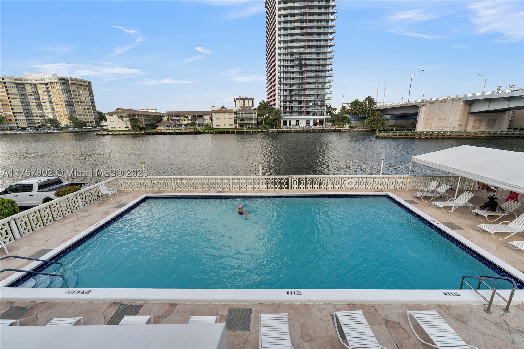 Hallandale Beach photo 1
