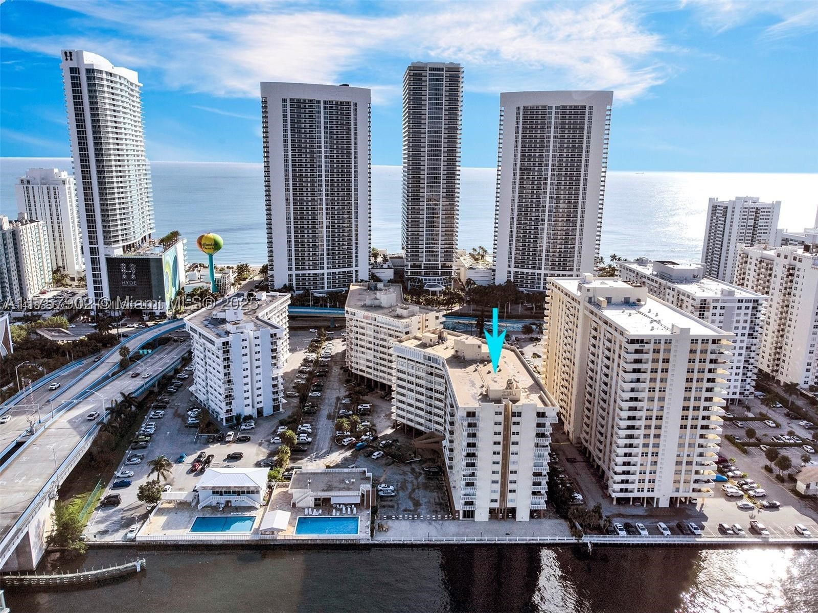 Hallandale Beach photo 2