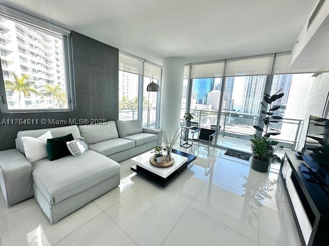 Miami photo 3