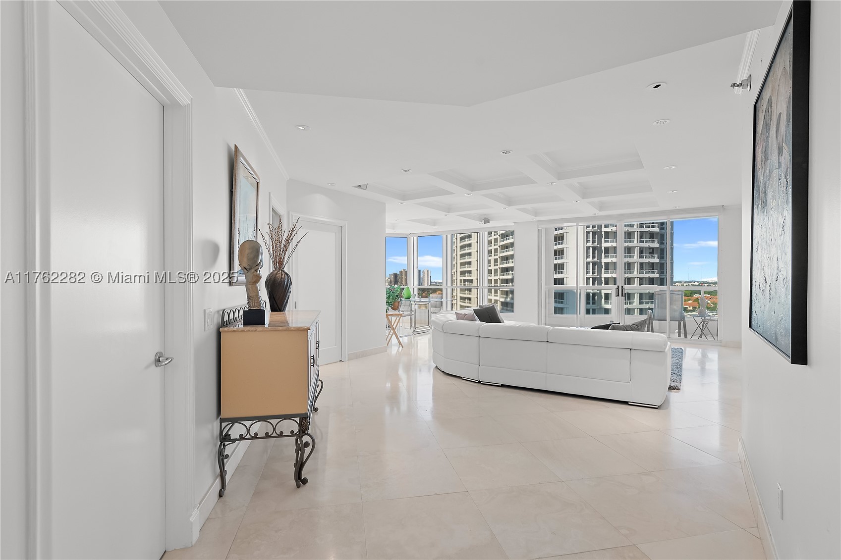 Aventura photo 2