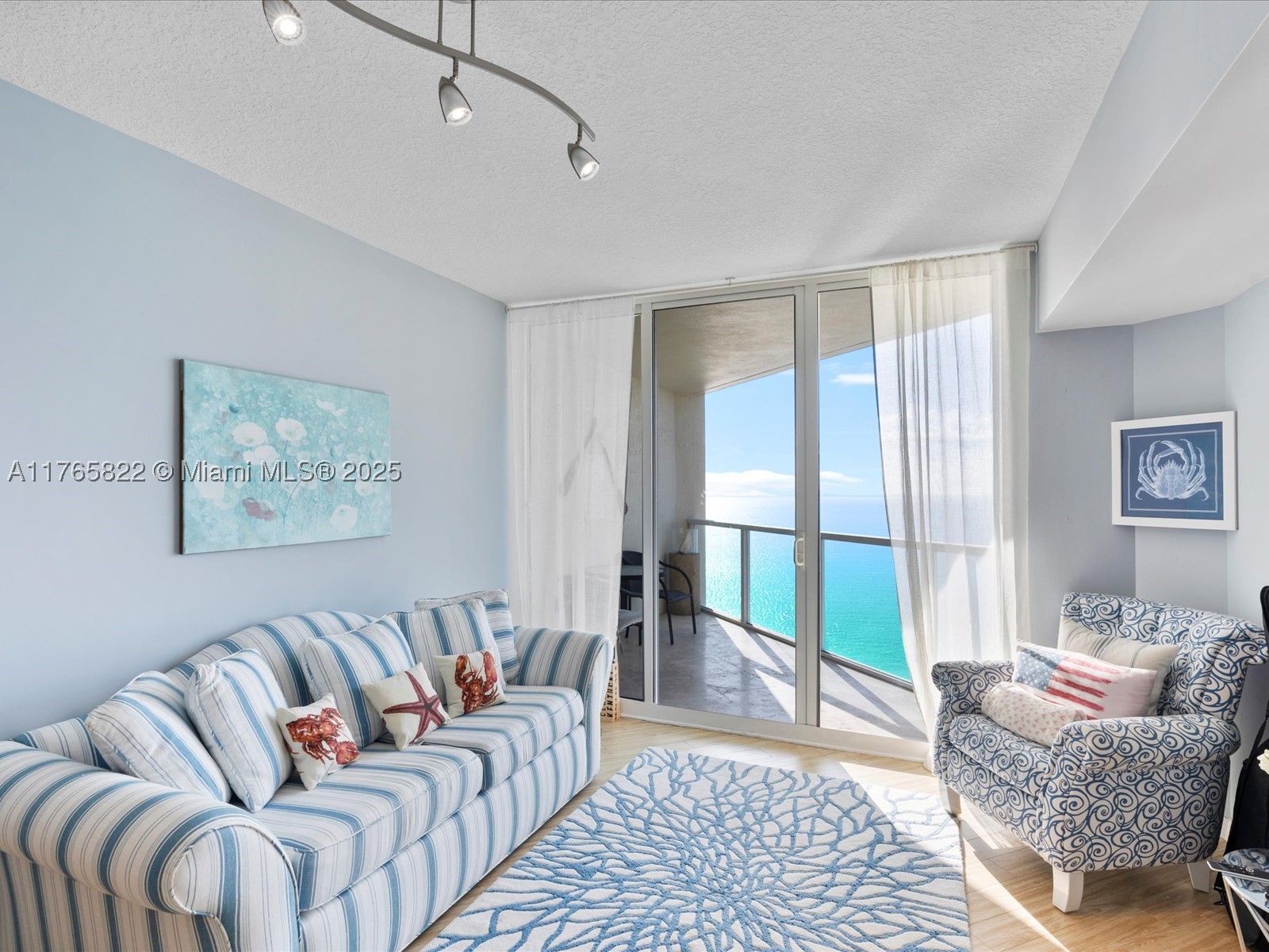 Sunny Isles Beach photo 4