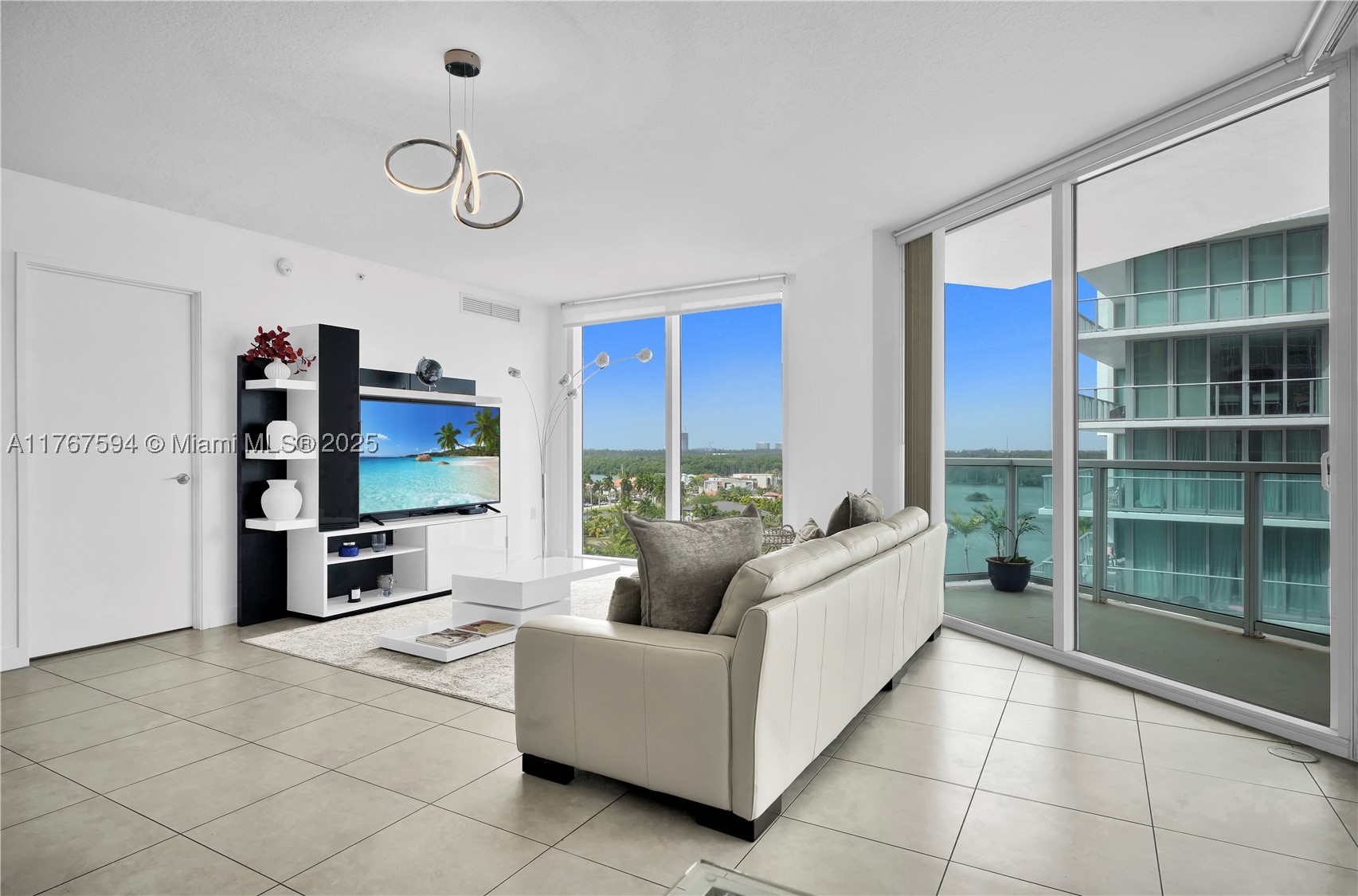 Sunny Isles Beach photo 3