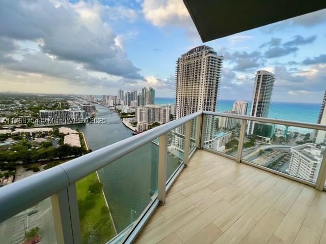 Hallandale Beach photo 1