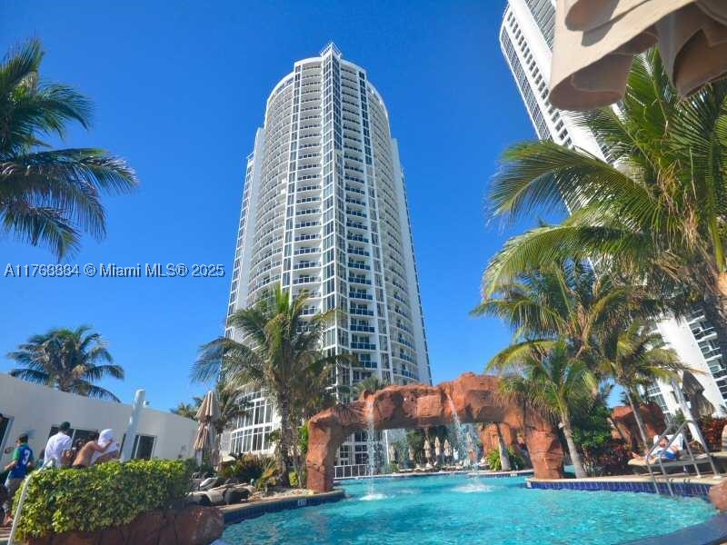 Sunny Isles Beach photo 1