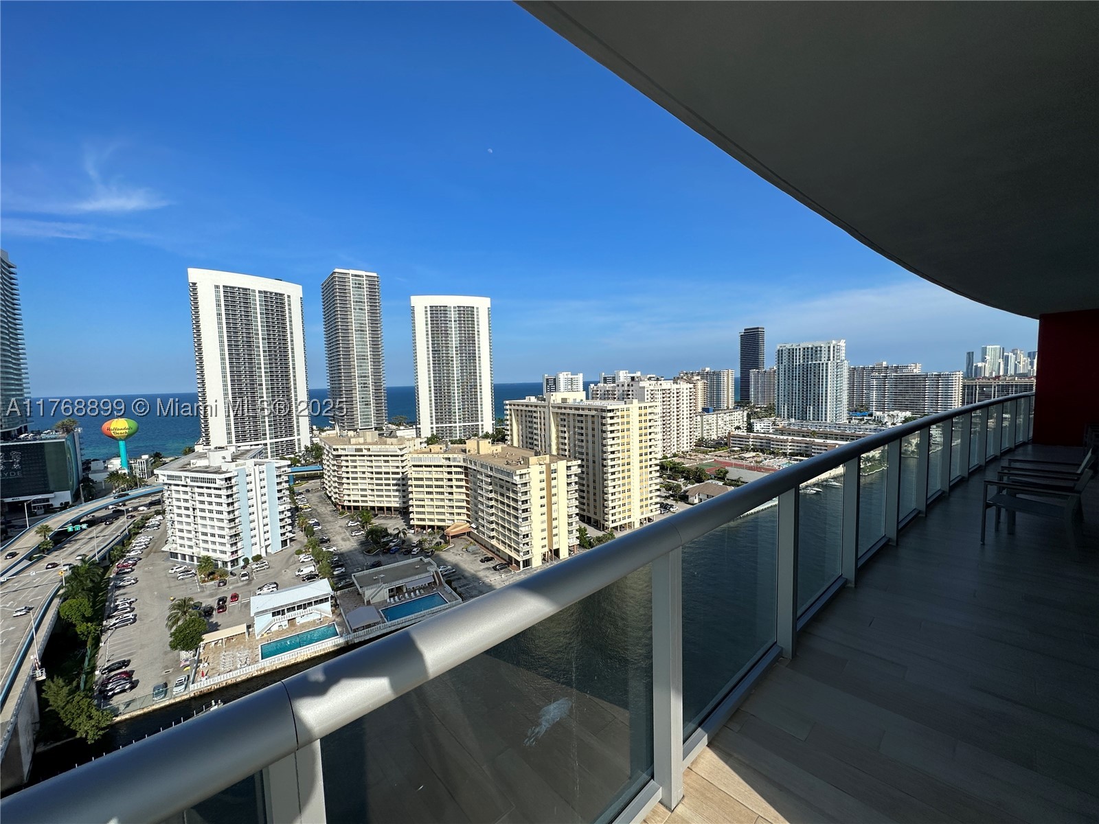 Hallandale Beach photo 2