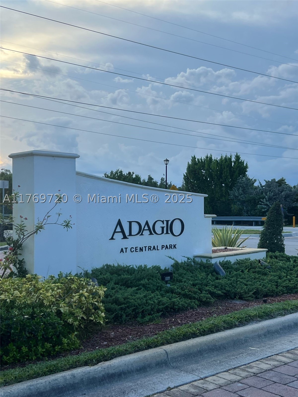 Doral photo 2