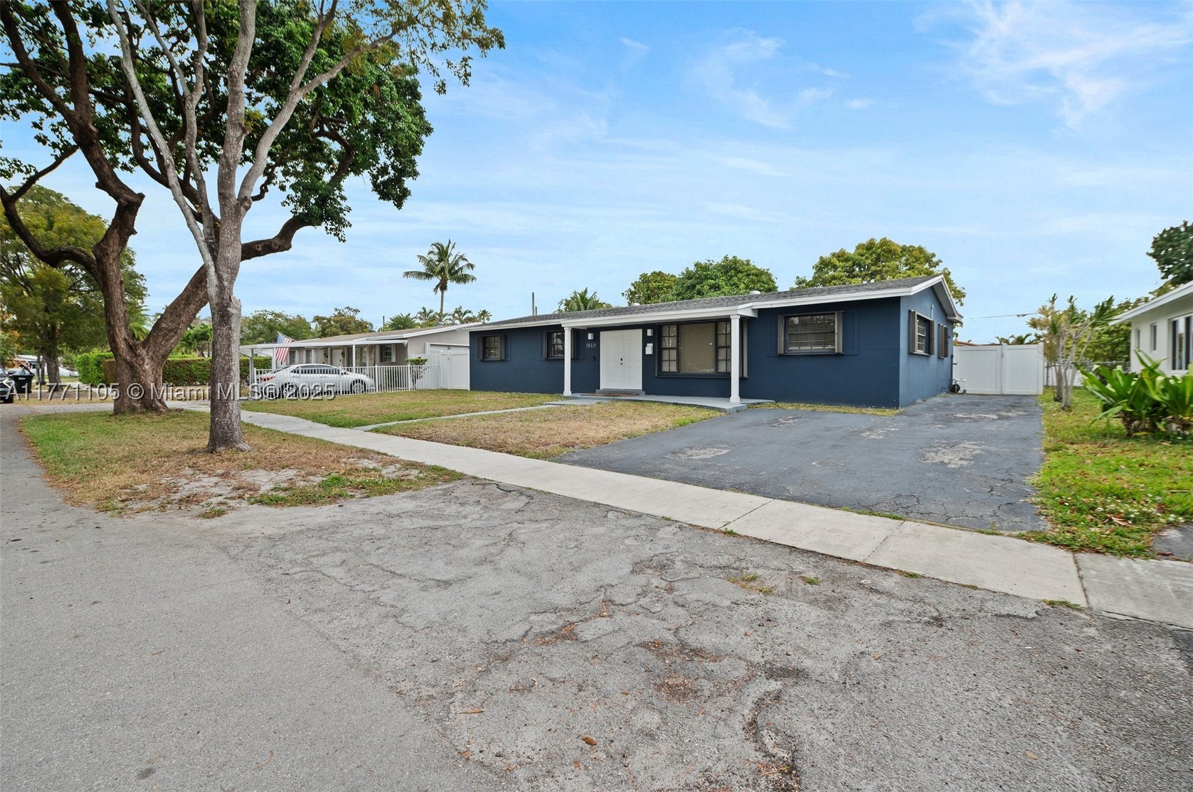 North Miami Beach photo 2
