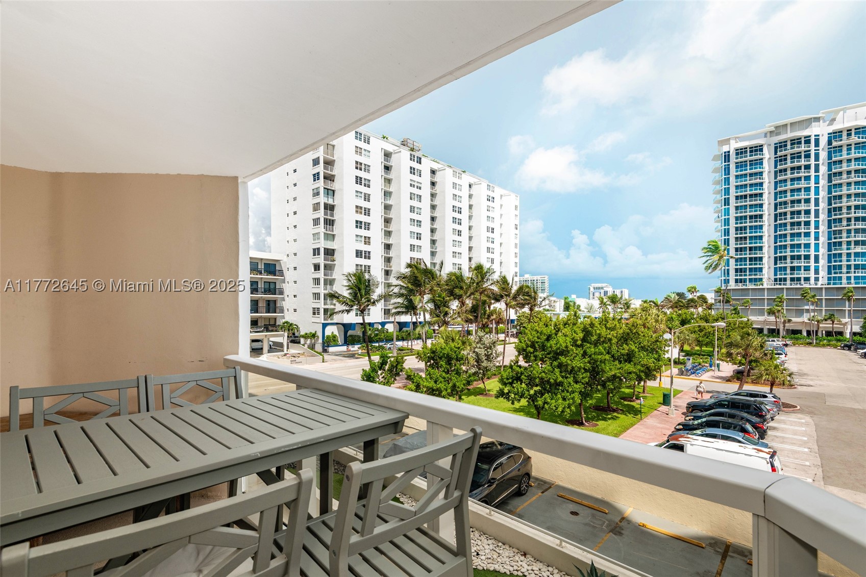 Miami Beach photo 3