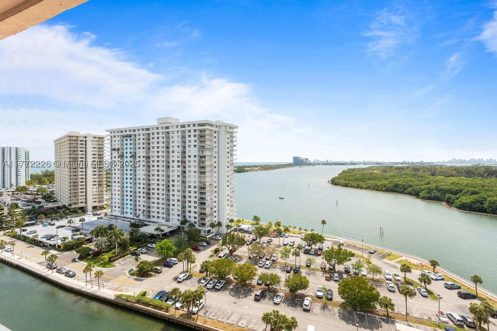 Sunny Isles Beach photo 1