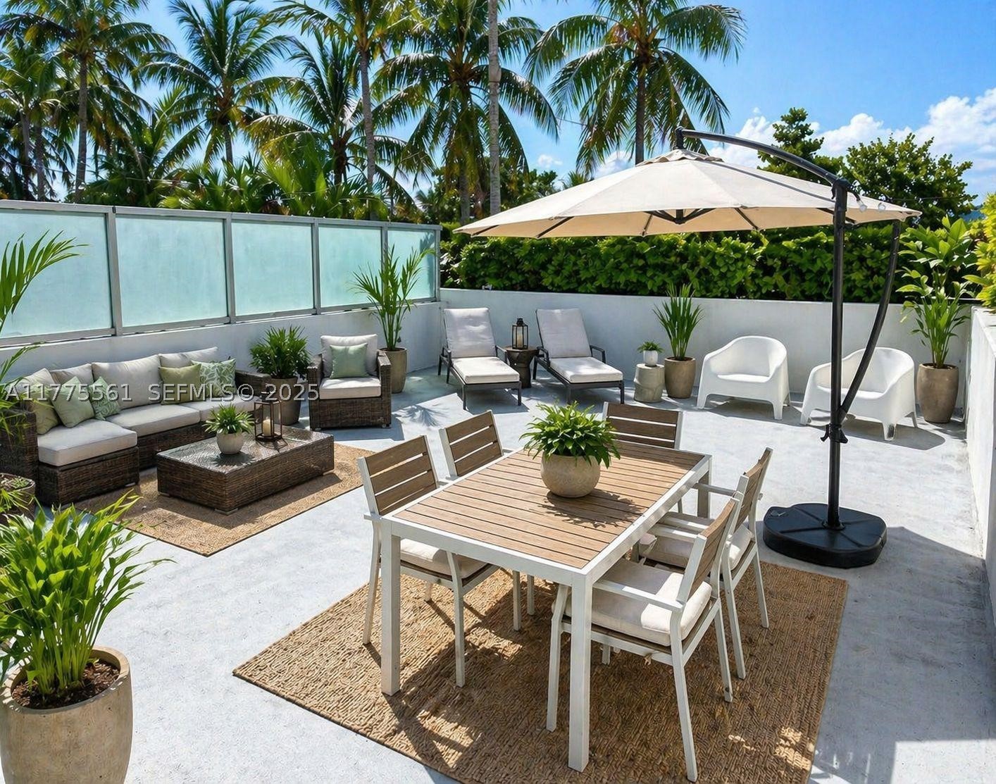 Miami Beach photo 1