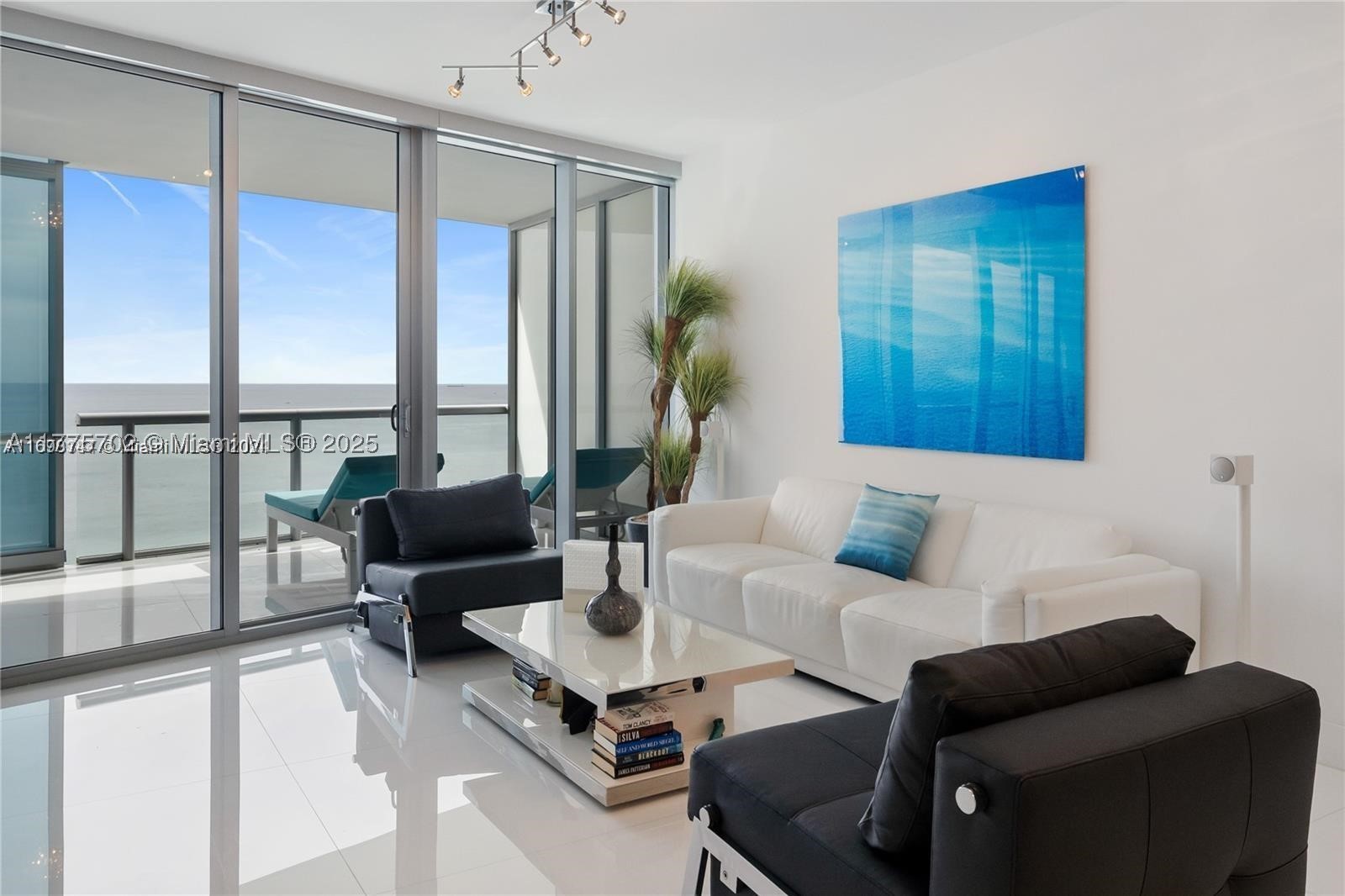 Sunny Isles Beach photo 4