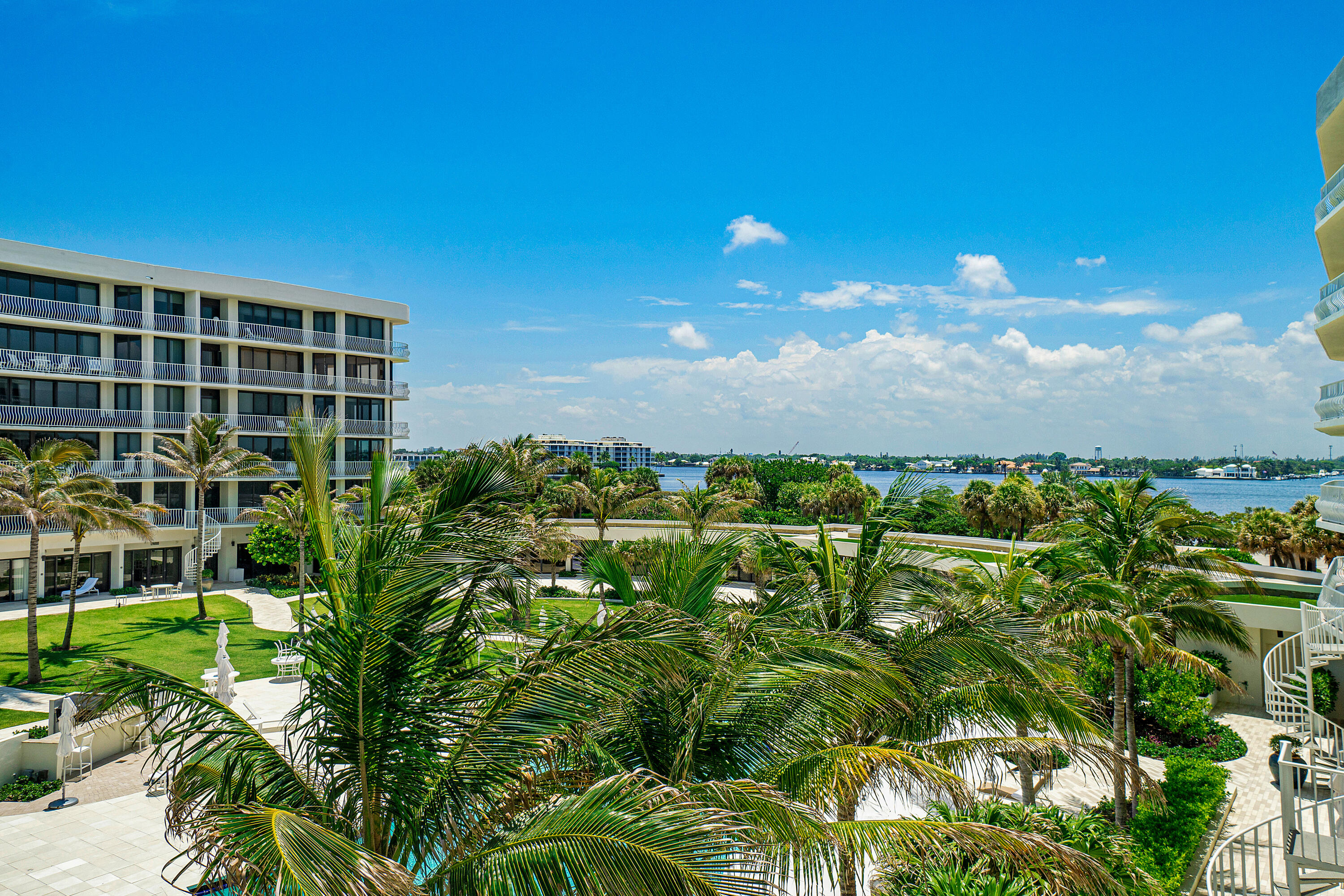 Palm Beach photo 3