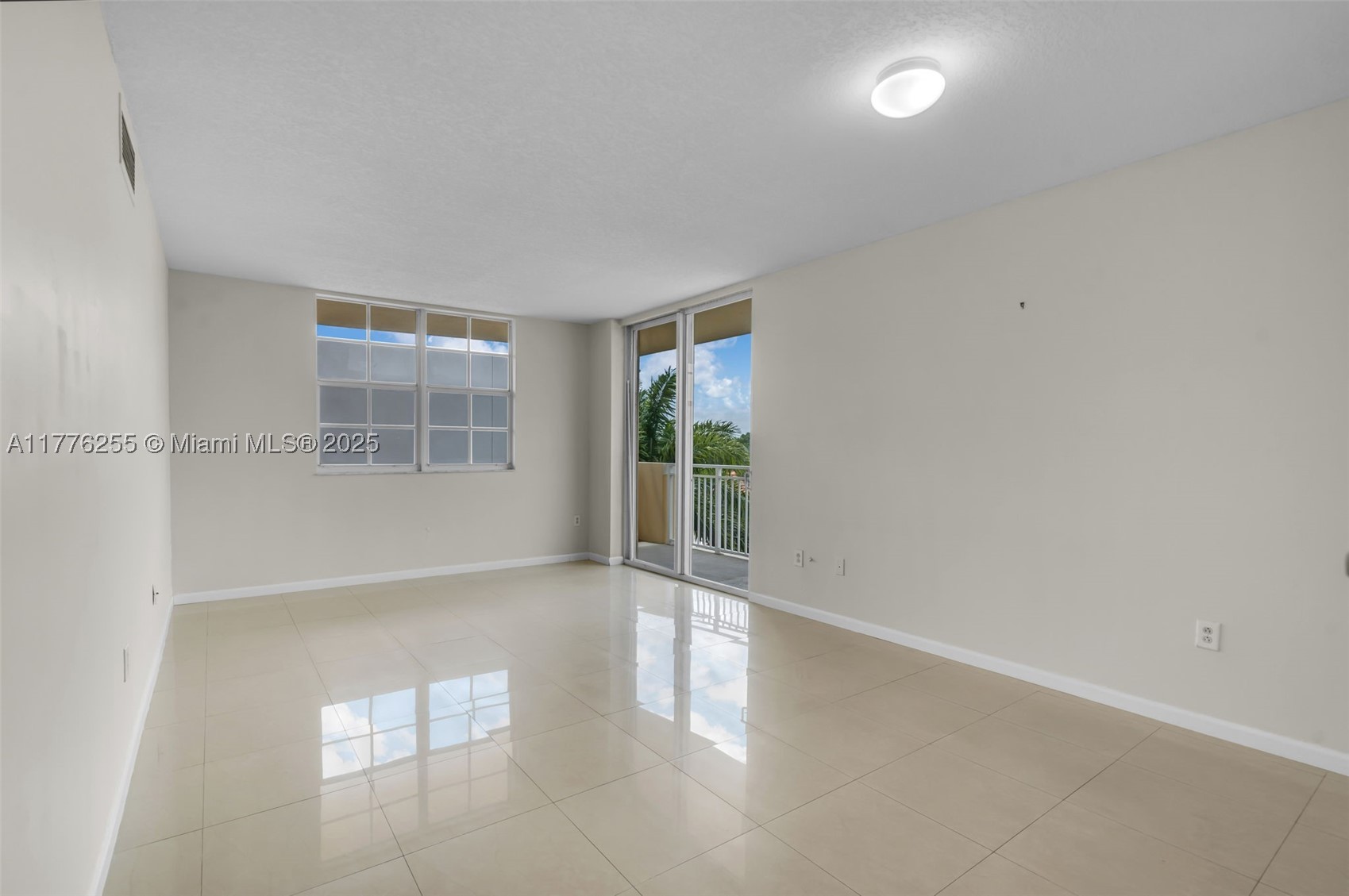 Miami photo 4