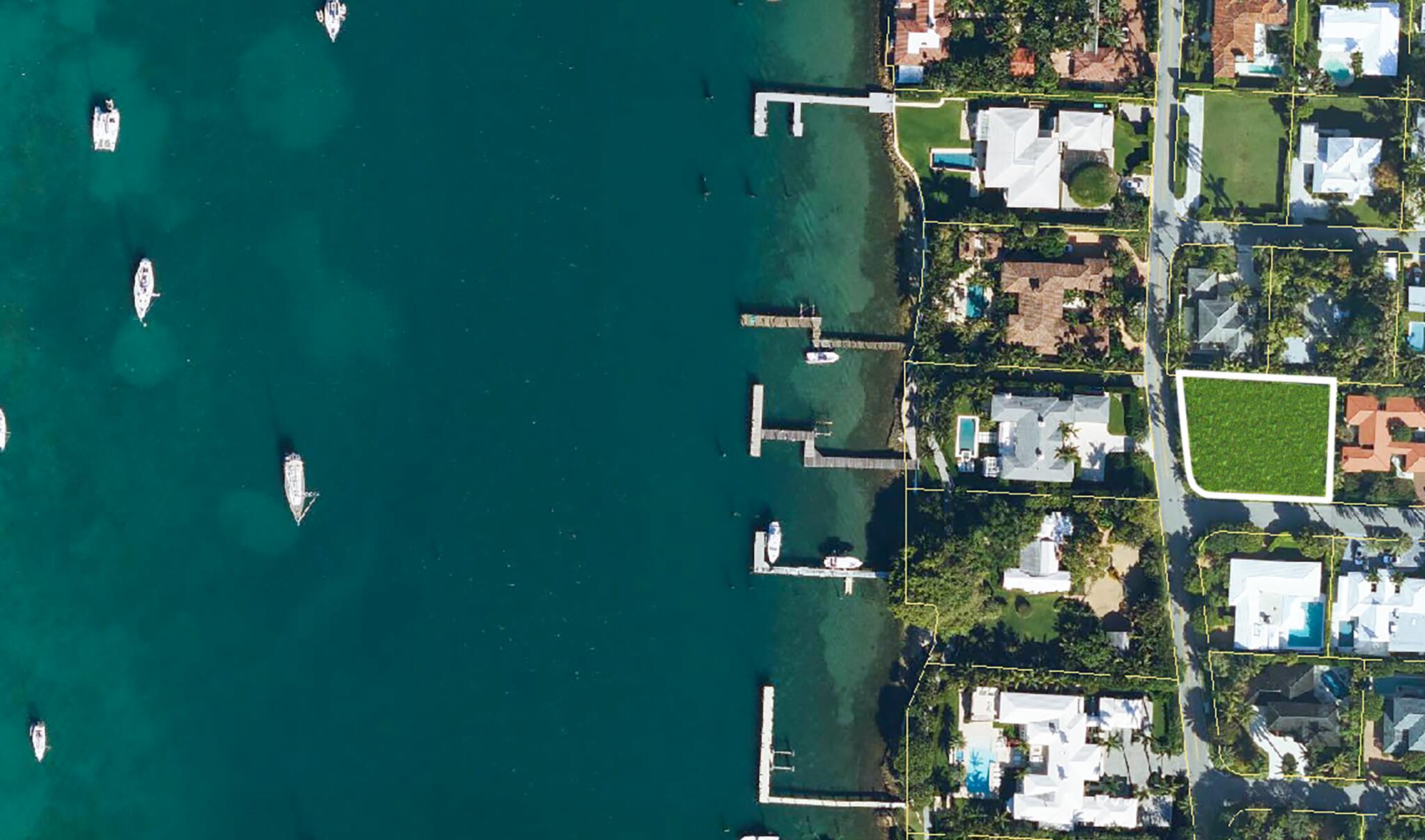 Palm Beach photo 2