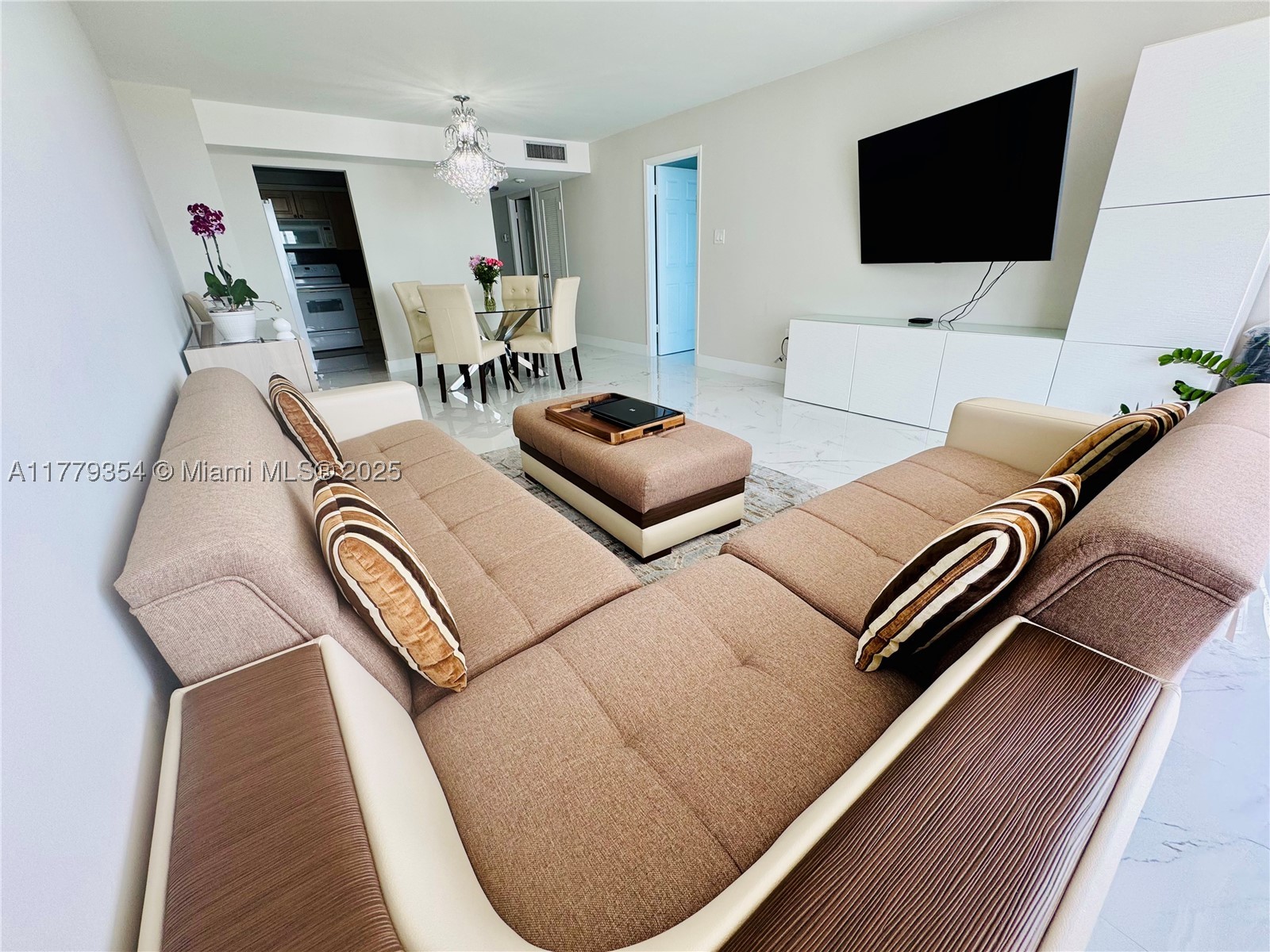 Aventura photo 4