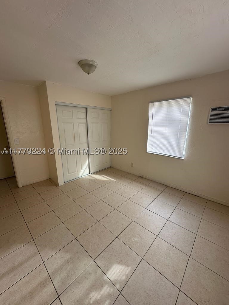 Hallandale Beach photo 5