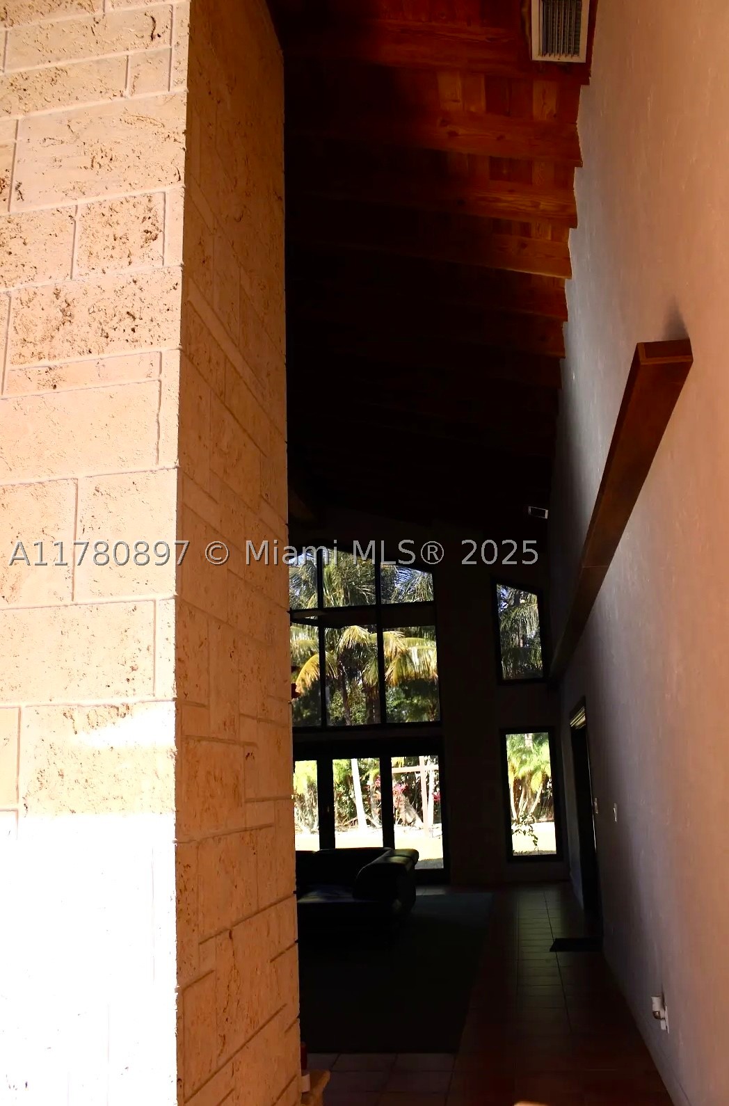 Homestead photo 5