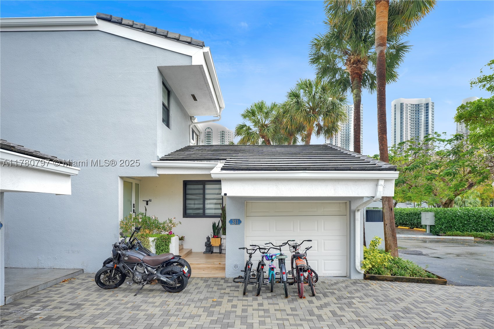 Sunny Isles Beach photo 4