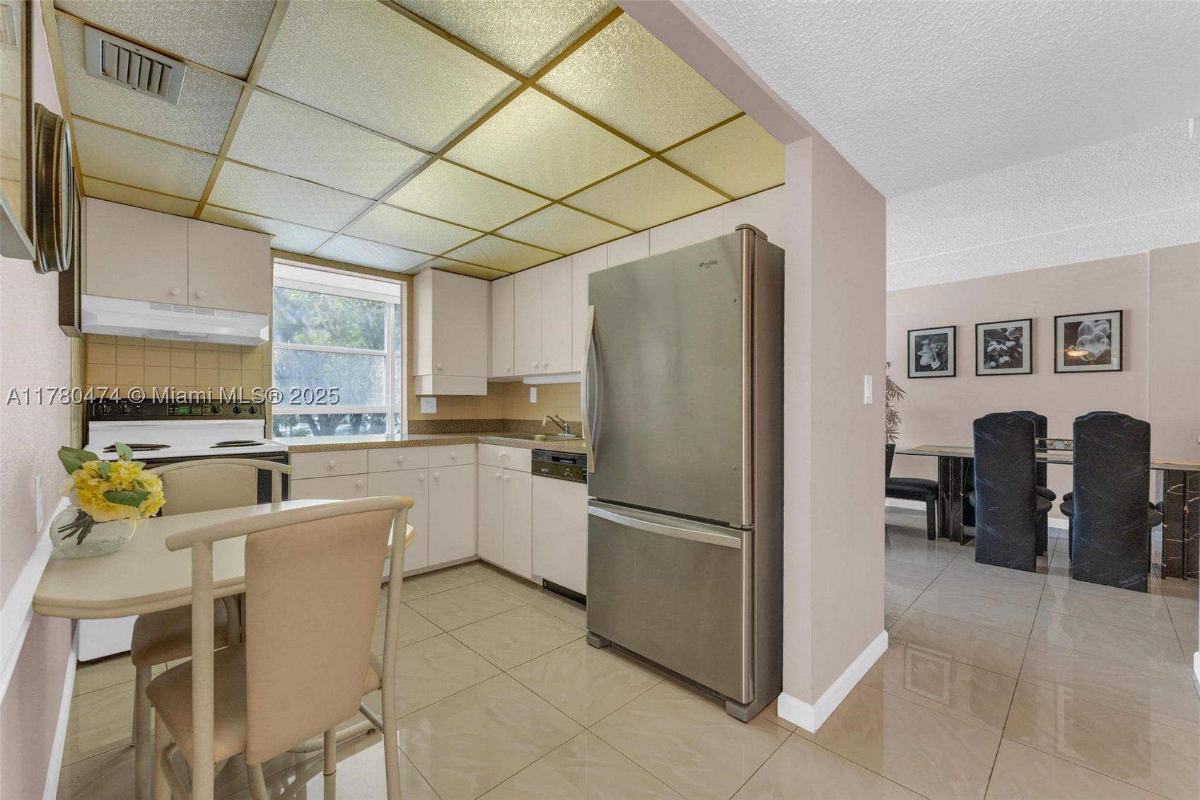 Hallandale Beach photo 3